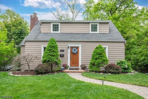 13 Elmwood Terrace Wayne NJ 07470