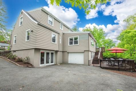 13 Elmwood Terrace Wayne NJ 07470