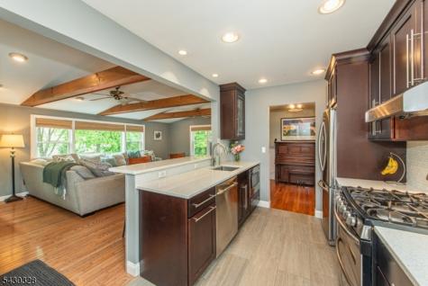 13 Elmwood Terrace Wayne NJ 07470