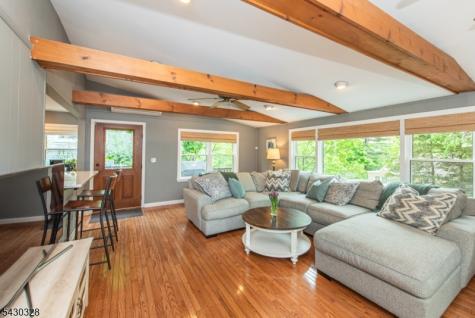 13 Elmwood Terrace Wayne NJ 07470