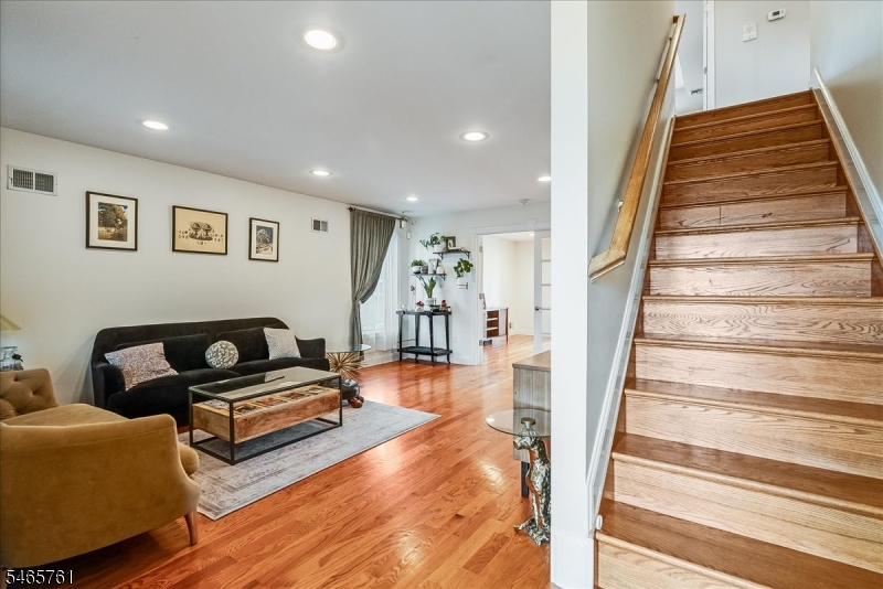 974 Ingersoll Terrace Union NJ 07083