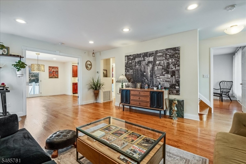 974 Ingersoll Terrace Union NJ 07083