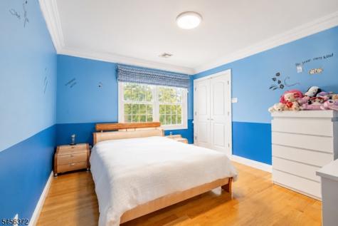207 Stonehouse Road Bloomfield NJ 07028