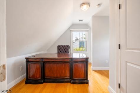 207 Stonehouse Road Bloomfield NJ 07028