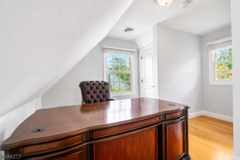 207 Stonehouse Road Bloomfield NJ 07028