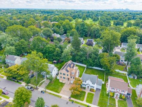 207 Stonehouse Road Bloomfield NJ 07028