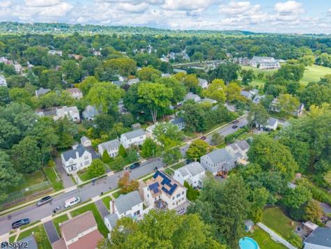207 Stonehouse Road Bloomfield NJ 07028