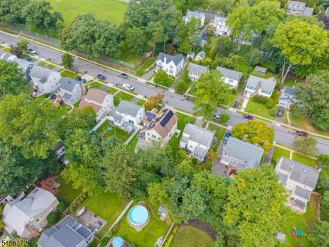 207 Stonehouse Road Bloomfield NJ 07028