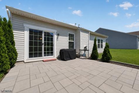 101 Mountain View Lane Mansfield NJ 07865