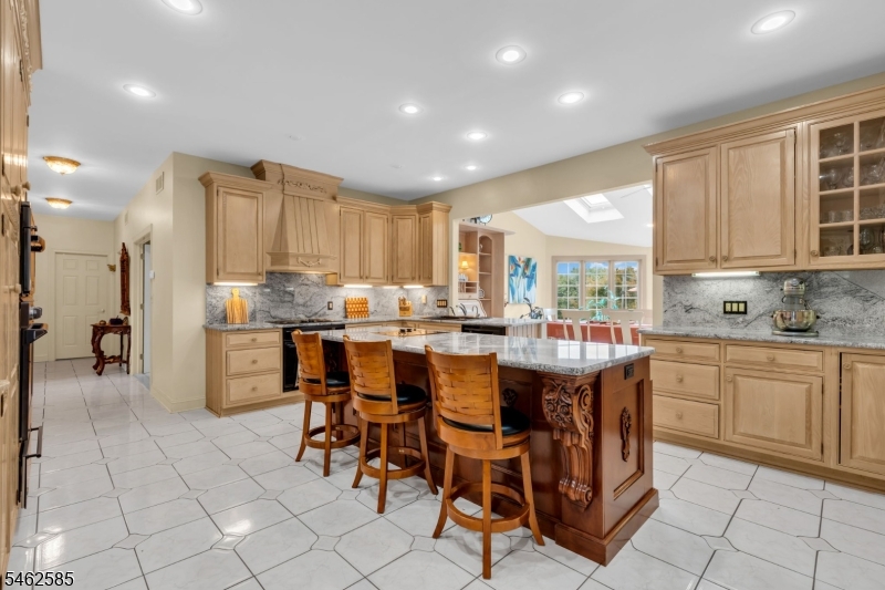 47 Rustic Trail Raritan NJ 08822