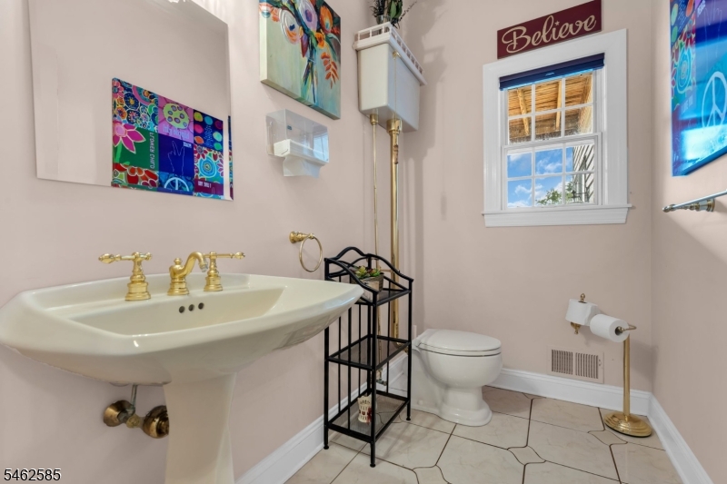 47 Rustic Trail Raritan NJ 08822
