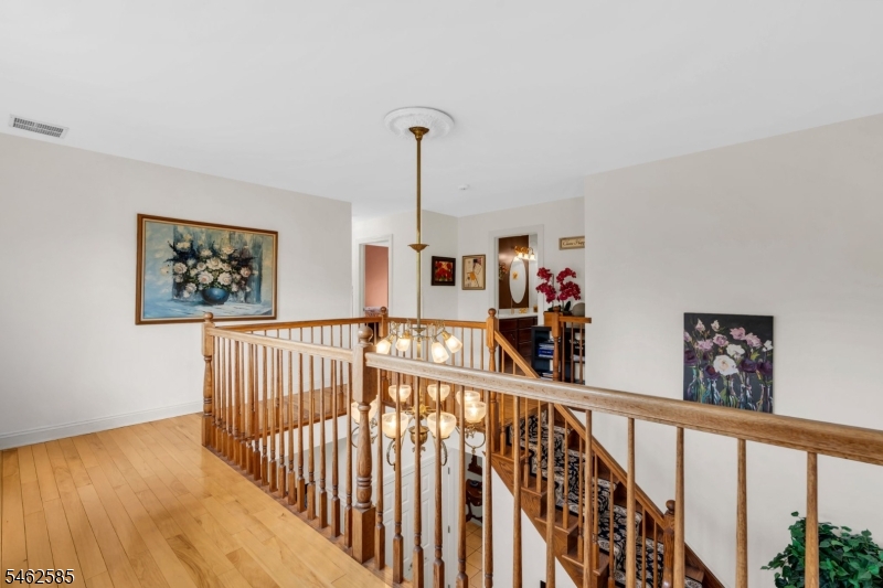 47 Rustic Trail Raritan NJ 08822