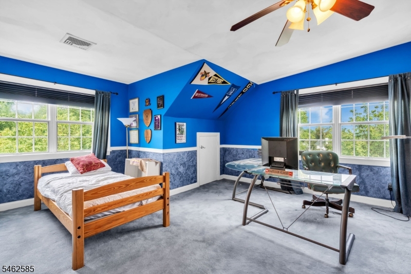 47 Rustic Trail Raritan NJ 08822