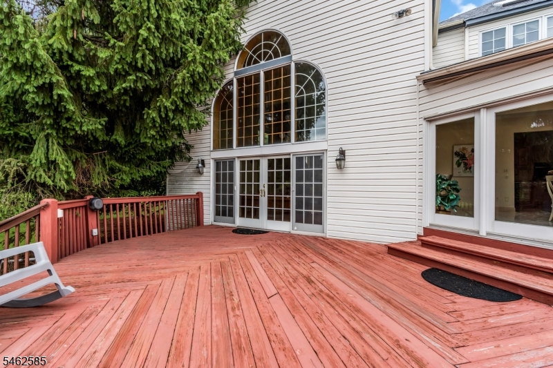 47 Rustic Trail Raritan NJ 08822