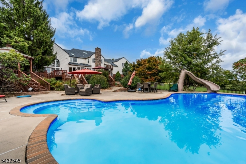 47 Rustic Trail Raritan NJ 08822