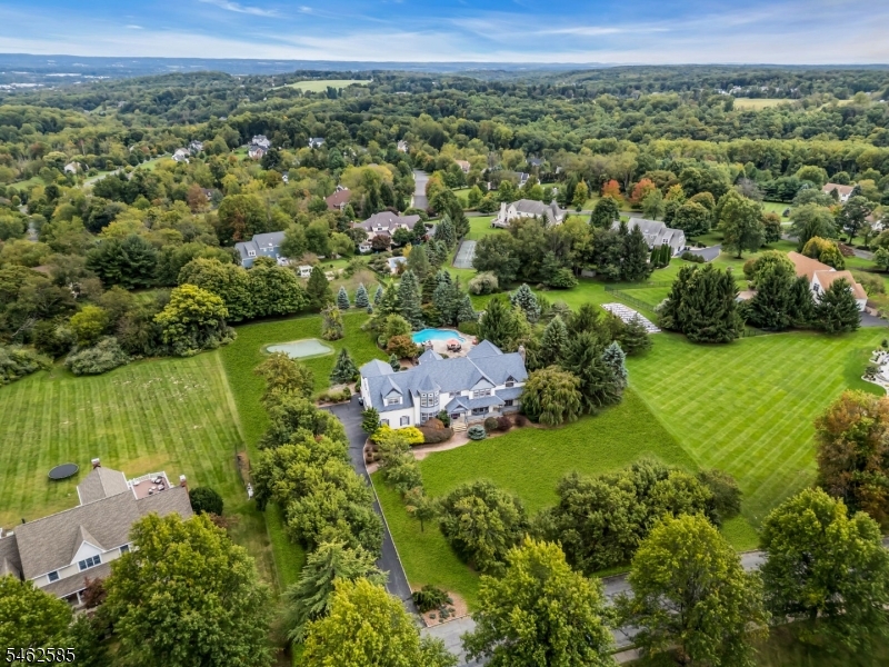 47 Rustic Trail Raritan NJ 08822