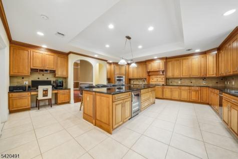 72 Hook Mountain Road Montville NJ 07045