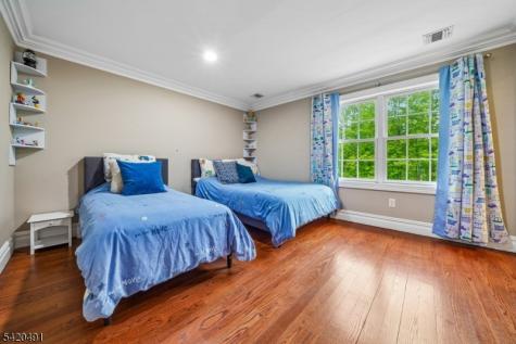 72 Hook Mountain Road Montville NJ 07045