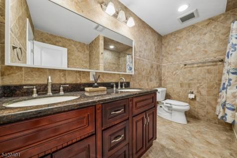 72 Hook Mountain Road Montville NJ 07045