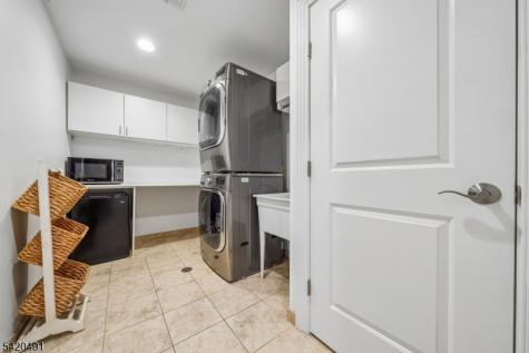 72 Hook Mountain Road Montville NJ 07045