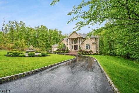 72 Hook Mountain Road Montville NJ 07045