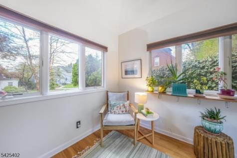 2 Dogwood Terrace Livingston NJ 07039