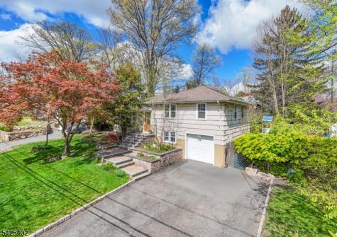 2 Dogwood Terrace Livingston NJ 07039