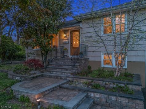 2 Dogwood Terrace Livingston NJ 07039