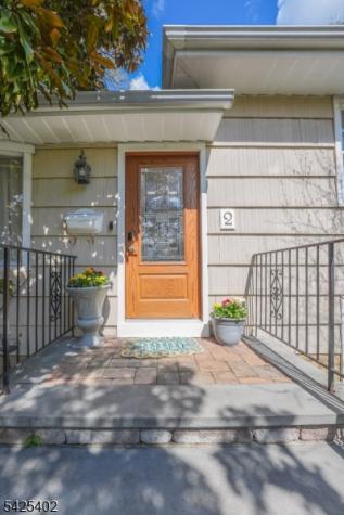 2 Dogwood Terrace Livingston NJ 07039
