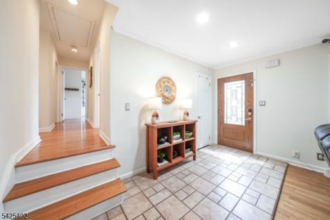 2 Dogwood Terrace Livingston NJ 07039