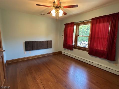 411 Sussex Street Pohatcong NJ 08865