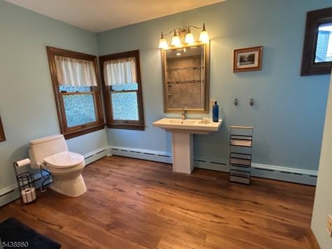 411 Sussex Street Pohatcong NJ 08865