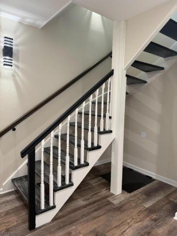 16 Sunset Trail Rockaway NJ 07866