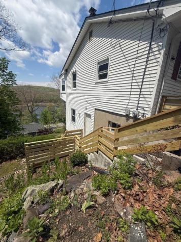 16 Sunset Trail Rockaway NJ 07866
