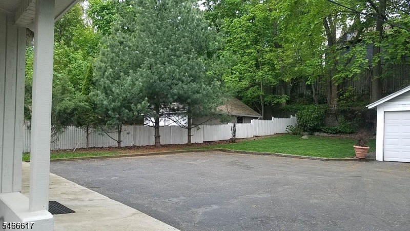 35 Gates Avenue Montclair NJ 07042