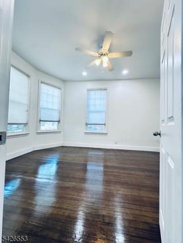 144 W 2nd Ave 1st Flr Roselle NJ 07203