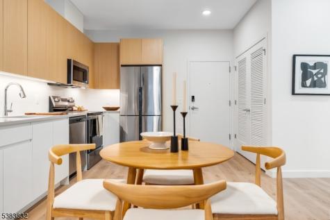 431 Drive Mlk Jr Boulevard East Orange NJ 07018