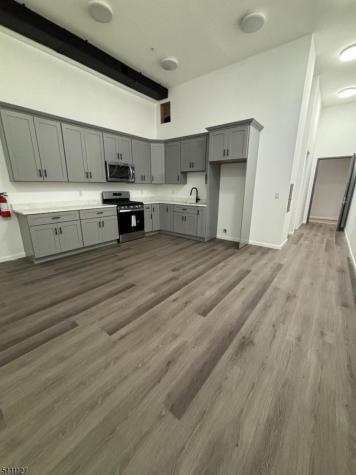 24 Elm Street Paterson NJ 07501
