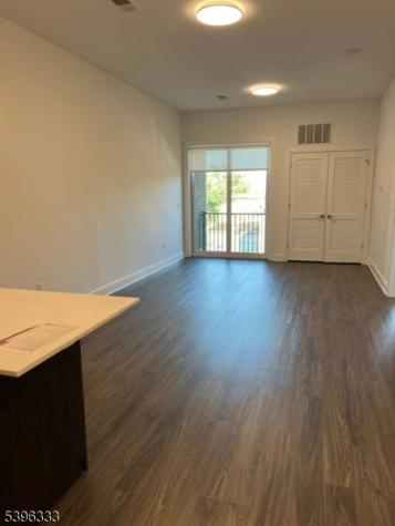 310 Madison Avenue Elizabeth NJ 07201