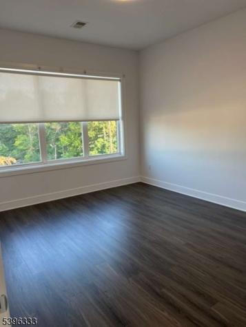 310 Madison Avenue Elizabeth NJ 07201