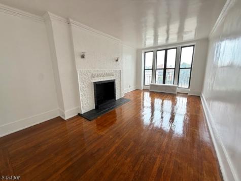 94 S Munn Avenue East Orange NJ 07018