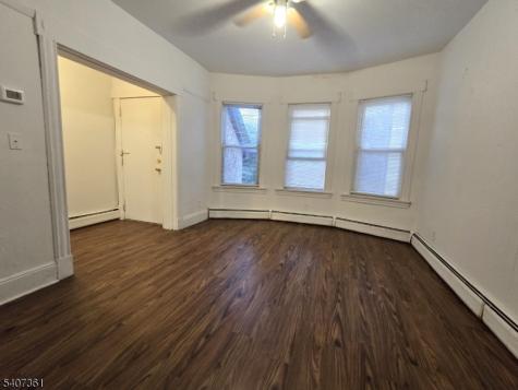 54 Stuyvesant Avenue Lyndhurst NJ 07071