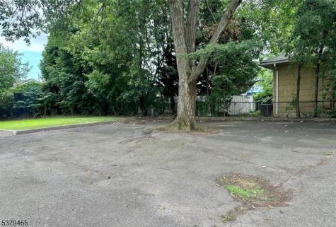 54 Stuyvesant Avenue Lyndhurst NJ 07071