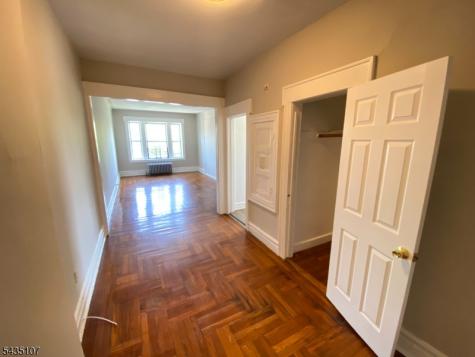 23 Harvard Street East Orange NJ 07018