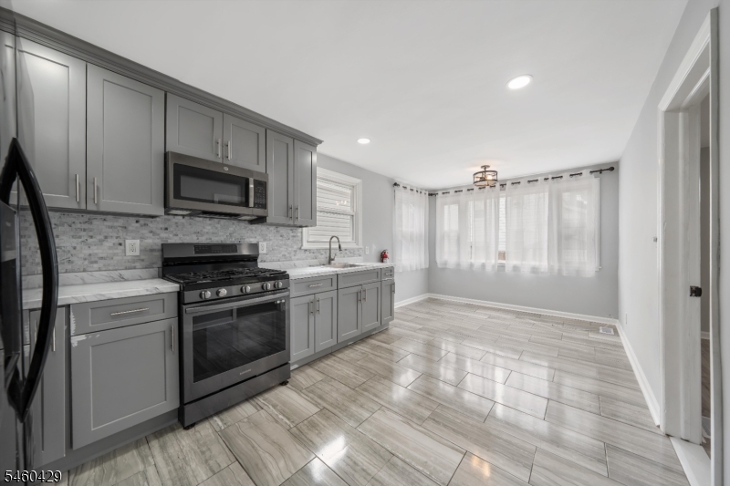 54 Llewellyn Avenue Bloomfield NJ 07003