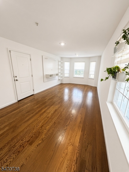 40 Lt Glenn Zamorski Drive Elizabeth NJ 07206