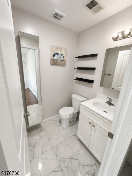 40 Lt Glenn Zamorski Drive Elizabeth NJ 07206