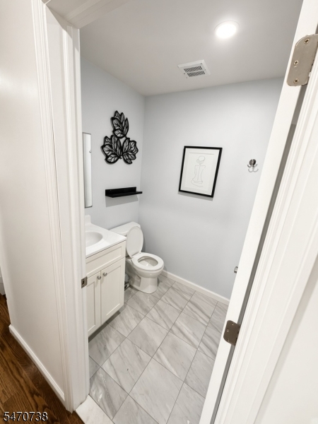 40 Lt Glenn Zamorski Drive Elizabeth NJ 07206