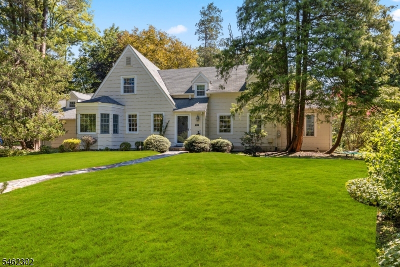 172 New Providence Road Mountainside NJ 07092