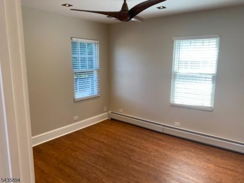 971 Virgil Avenue Ridgefield NJ 07657